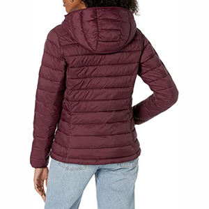 เสื้อแจ็คเก็ตพัฟเฟอร์รุ่นกีฬาสำหรับผู้หญิง ออกแบบโลโก้ได้ตามต้องการ คุณภาพระดับโปร ดีไซน์ใหม่สำหรับฤดูหนาว พร้อมเทคนิคการย้อมสีแบบเรียบ - Product Image 2