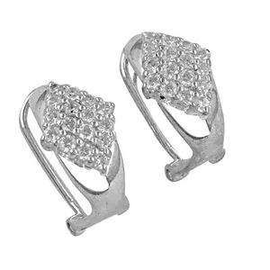 Boucles d'oreilles délicates en argent 925 avec zircone cubique pour femmes, bijoux élégants en cristal - Product Image 3