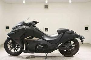 Motocicletas Deportivas Honda NM4 2025 Nuevas de Marca Reconocida con 3 Años de Garantía, Origen Estadounidense - Product Image 4