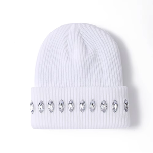 Gorro de Invierno de Alta Calidad para Hombre, Gorro de Punto con Pedrería, con Logotipo y Diseño Personalizados, Gorros de Pedrería Premium Unisex - Product Image 4