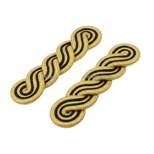 ขายส่งอุปกรณ์เสริมเครื่องแบบป้องกันตัวส่วนบุคคล แผ่นปักไหล่และอีพาอัลเล็ตแบบกำหนดเอง วัสดุไมลาร์เมทัลลิก - Product Image 1