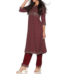 Traje de 3 piezas de diseño bordado indio paquistaní formal de gasa de calidad superior personalizado para mujer - Product Image 3