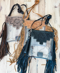 Sac à bandoulière rétro en cuir à motif vachette pour voyage et style Rodeo - Product Image 1