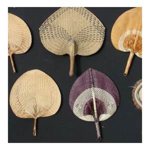 99GD Éventail de couleur froide d'été tissé en bambou fait à la main Style fleur sculptée Décoration de la maison Éventail d'été cool-Caryln 0084935825297 - Product Image 1