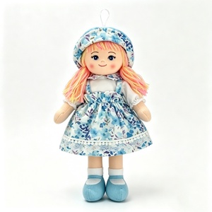Muñeca de Trapo Personalizada con Diseño Floral Azul, Muñeca de Tela Suave, Zapatos de Tela Azul Claro, <span class=keywords><strong>Calcetines</strong></span> Blancos hasta el Tobillo, Lazo para Colgar como Adorno - Product Image 5