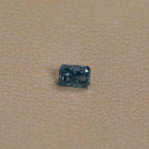 2.3 CT Blue Radiant Cut Loose Lab Grown CVD Diamond Bijoux exquis avec certificat Fancy Blue Color Filled - Product Image 1