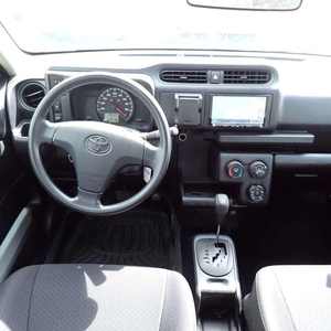 Véhicule d'occasion 2024, cylindre, conduite à gauche, boîte automatique 6 vitesses, cuir foncé, haute qualité, 5 places, prêt à être expédié - Product Image 2