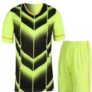 Uniforme de fútbol con logotipo y diseño personalizado de último estilo, uniforme de fútbol al por mayor para adultos, uniforme de fútbol de alta calidad - Product Image 1