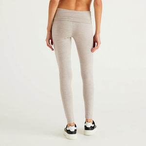 Leggings para Mujer, Cintura Media, Transpirables, Sin Costuras, de Fibra de Bambú y Algodón, Casuales, Deportivos, para Gimnasio, Fitness, Entrenamiento, Cortos, con Logotipo Personalizado, OEM - Product Image 2