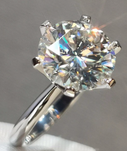 แหวนเงินแท้ 925 ประดับเพชรโมอิสซาไนต์ แหวนหมั้น ของขวัญสำหรับเธอ - Product Image 2