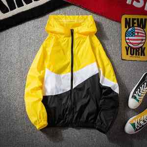 Chaqueta cortavientos ligera transpirable de moda Prermium para hombres a prueba de viento impermeable playa correr chándales con logotipo personalizado - Product Image 4