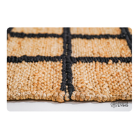 Boxy Rugs Strukturierter Plüsch-Juteteppich mit Kräftigen Schwarzen Linien, Modernes Interieur, Naturfaser, Rutschfest, Waschbar, Bodenmatte in Maßanfertigung, Großhandel