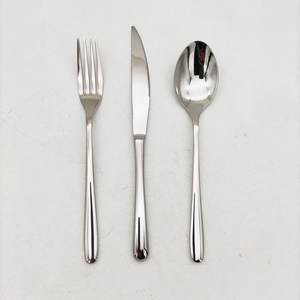 Juego de Cubiertos de Acero Inoxidable de Alta Calidad, Sostenible, Libre de BPA, Diseño Real, Cubiertos Espejados para Fiestas, Hogar y Restaurantes - Product Image 2