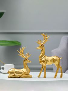 Sculpture moderne en aluminium avec finition polie, parfaite pour la décoration intérieure de la table du salon et du bureau - Product Image 4