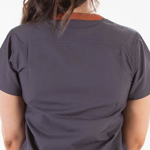 Top Trending Custom Made OEM de alta calidad Mejor clasificación Scrubs Camisas con colores y tamaños personalizados - Product Image 5