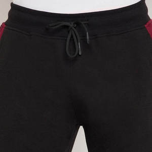 Chándal ajustado para hombre de alta calidad, ropa deportiva para exteriores con estampado personalizado, precio al por mayor de Sialkot Pakistán - Product Image 3