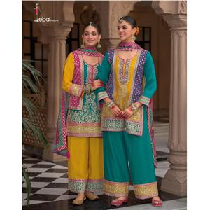 Costumes de créateur pakistanais de qualité supérieure pour femmes avec broderie et travail manuel avec Dupatta assorti, disponibles à des prix d'exportation - Product Image 1