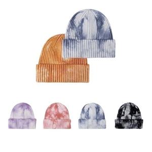 Vente en gros de produits de broderie de haute qualité Bonnets d'hiver tricotés en jacquard souple de luxe avec logo personnalisé - Product Image 2