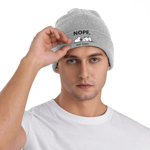 Logo brodé de haute qualité tricoté Jacquard Beanie Skull Cap personnalisé chaud Logo à revers chapeaux d'hiver en gros - Product Image 5