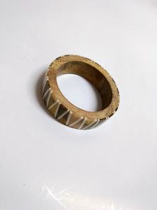 Brazalete ancho grueso de madera Natural hecho a mano étnico tallado flor declaración pulsera mujer Vintage joyería de madera - Product Image 3