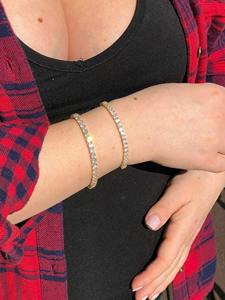 Bracelet tennis en moissanite ronde édition limitée avec argent 925 plaqué or, bijoux fins pour femmes à bas prix - Product Image 5