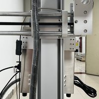 Sistema de Marcado Láser de Fibra Automático Refrigerado por Aire para Metal, Papel y Cartones, Grabado de Códigos QR y de Barras en Embalajes de Madera