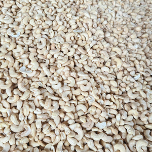 Prix d'usine, livraison gratuite, noix de cajou de toutes tailles, noix de cajou brutes, faible MOQ, Kaju Badam SANTIGO - Product Image 1