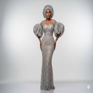 Tissu en dentelle argentée orné de cristaux luxueux, travail de pierres de haute qualité, motif floral, 100% polyester pour les vêtements classiques nigérians - Product Image 1