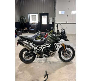 Prix abordable pour la nouvelle moto Triumph Tigers <span class=keywords><strong>900</strong></span> <span class=keywords><strong>Rally</strong></span> <span class=keywords><strong>Pro</strong></span> Adventure 2025, prête pour l'expédition mondiale - Product Image 3