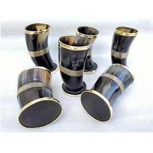 Verre à corne de bière Viking unique conçu en Inde Articles d'artisanat pour verre à corne de cocktail de taille moyenne à vendre - Product Image 1