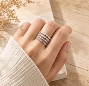 Magnifique alliance vintage en diamant de laboratoire 0,44 ct E-F VS en or massif 14 carats, sertie de griffes, cadeau de mariage ou d'anniversaire, certifiée IGI - Product Image 1