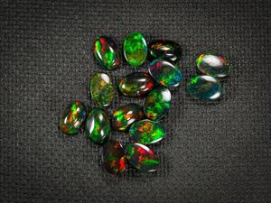 Proveedor al por Mayor de Ópalo Negro Etíope Consistente, Cabujones Ovalados de 5x7 mm, Piedras Preciosas Sueltas para Coleccionistas y Diseñadores, para la Fabricación de Joyas - Product Image 3