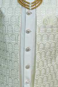 Sherwani de luxe pour garçons en soie, tenue traditionnelle pour mariage et fêtes, design ethnique élégant, infroissable, protection solaire, séchage rapide - Product Image 2