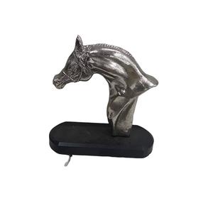 Visage de cheval en aluminium de haute qualité avec décoration de base pour dessus de table avec revêtement en poudre d'or Article de vaisselle fini - Product Image 3