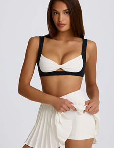 Ensemble de yoga pour femmes en gros : jupe et haut imprimés en polyester/coton, séchage rapide, service de haute qualité - Product Image 4