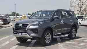 Fortuner 2023 4.0P Usado en Excelentes Condiciones a Precio de Mayoreo, Bajo Kilometraje, Sin Problemas Mecánicos, Listo para Conducir - Product Image 4