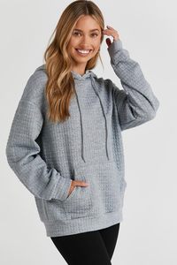 Sudadera con capucha gris para mujer, informal, de manga larga, con cordón, estilo gofrado, holgada, con bolsillo y bordado 3D GK frontal. - Product Image 5
