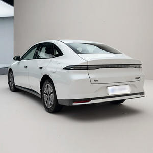 Nuevo Sedán de Lujo Mediano 2024, Tracción Delantera, Gasolina Turbo 2.5-3.0L, Semiautomático, 4 Puertas, 4 Asientos, Techo Panorámico, 360 - Product Image 3