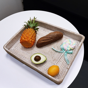 ถาดเสิร์ฟดีไซน์หรูหราแบบมินิมอลรักษ์โลก ผลิตจากไม้ไผ่เวียดนามที่ทนทาน พร้อมโครงไม้ไผ่และหวายธรรมชาติ ทำด้วยมือ เหมาะสำหรับบ้านสมัยใหม่ - Product Image 4