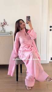 Costume de fête indien et pakistanais à la mode pour femmes haut en soie romain avec pantalon brodé de paillettes et Dupatta fabriqué en Inde - Product Image 3