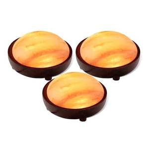 Elegante lámpara de tazón de sal rosa del Himalaya con medias cúpulas talladas y base de madera para un brillo cálido y decoración del hogar - Product Image 6