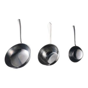 Ensemble d'ustensiles de cuisine en métal robuste pour griller la cuisson en remuant le service et les tâches quotidiennes de préparation des repas - Product Image 1