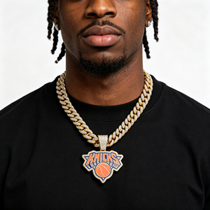 Collier avec pendentif en alliage plaqué or avec strass, équipe des Knicks de New York de la <span class=keywords><strong>National</strong></span> <span class=keywords><strong>Basketball</strong></span> <span class=keywords><strong>Association</strong></span>, pour les fans - Product Image 1