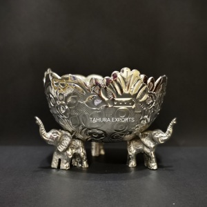 Bol de service au chocolat simple et élégant bol à plateau en argent présentoir à desserts alimentaires de la meilleure qualité pour décor de table d'hôtel bol à plateau - Product Image 3