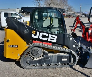 2024 JCB 215T Skid Steer Loader-Machine à chenilles compacte avec haute puissance, durabilité et performances de levage supérieures - Product Image 1