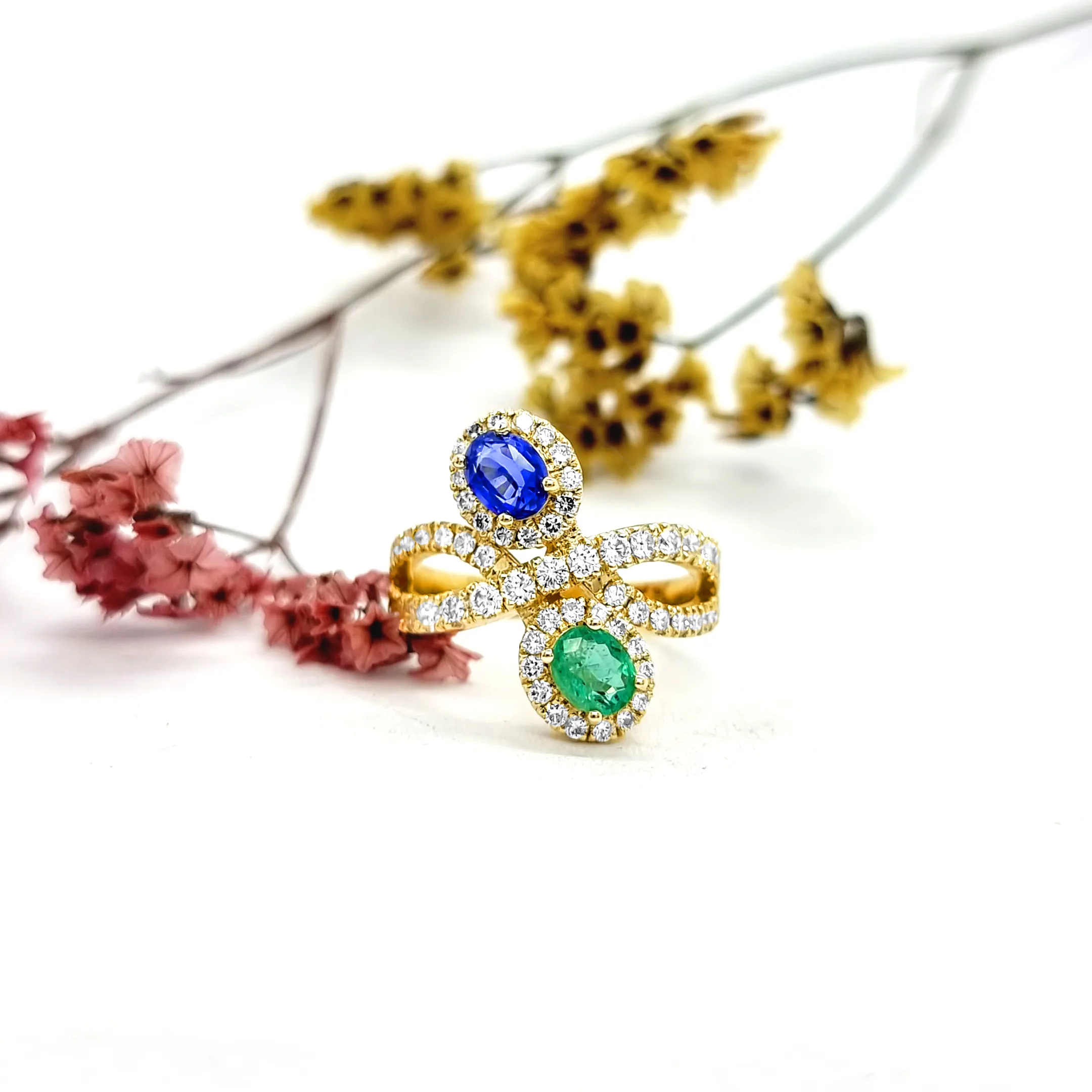 Anel de diamante natural VVS mais vendido com desenho floral esmeralda e safira anel de diamante joia de pedras preciosas