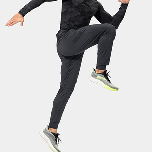 Pantalon de jogging décontracté pour homme, taille mi-haute, élastique, respirant, de haute qualité, idéal pour la gym - Product Image 3