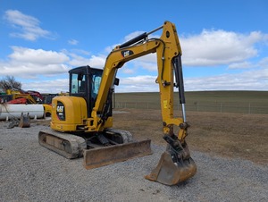 2019มือสองหนอนผีเสื้อ305E2รถขุดขนาดเล็กที่มีส่วนประกอบหลักแบริ่งเครื่องยนต์มอเตอร์ - Product Image 5