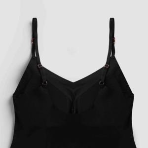 Camisole de sport noire Sculpt Fitness pour femmes - Product Image 4