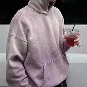 Sudadera con capucha personalizada estilo vintage desgastada con pintura, 360 g/m², capucha grande, efecto descolorido por el sol, estilo urbano - Product Image 5